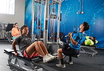 010322-facultad-ciencias-salud-instalaciones-gimnasio