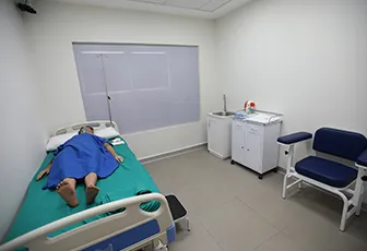 010322-facultad-ciencias-salud-instalaciones-sala-observacion