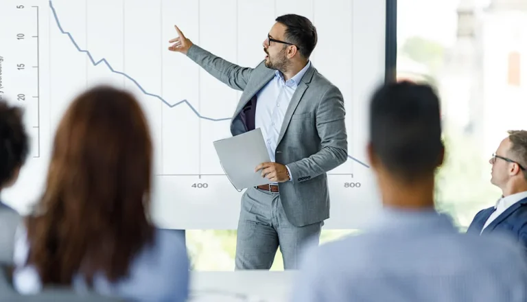 040422-cpel-administracion-finanzas-competencias-egresado