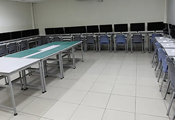 230222-facultad-artes-humanidades-laboratorio-imac-2