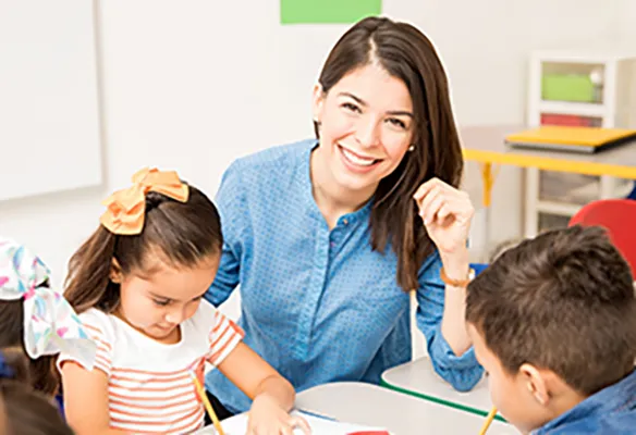 271021-facultad-pregrado-card-carrera-educacion-inicial