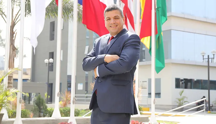 CLAUDIO HUAMAN DE LOS HEROS