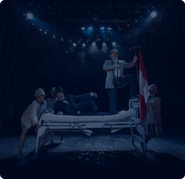 actores en una obra teatral