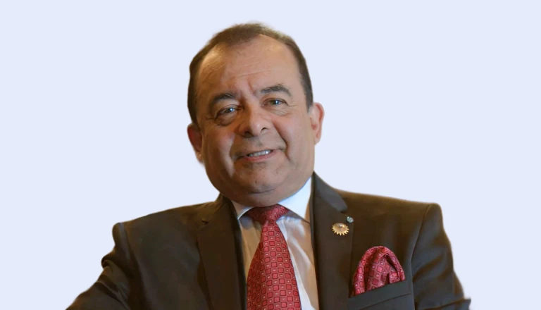 manuel_burga_solar