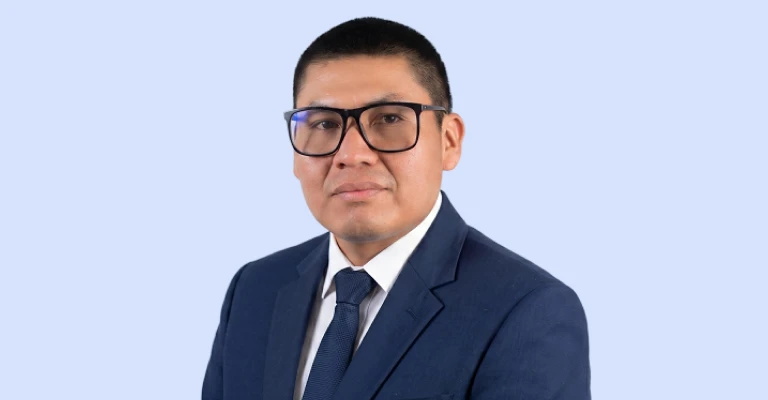 Dr. Pedro Alfonso Velásquez Tapullima