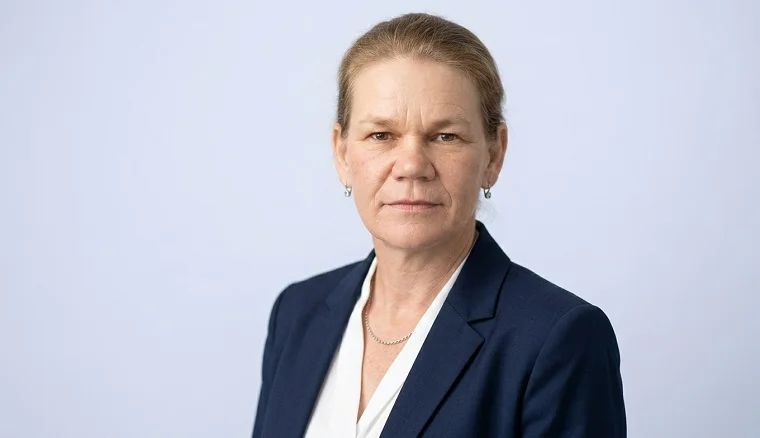 Regina Hakvoort-resized